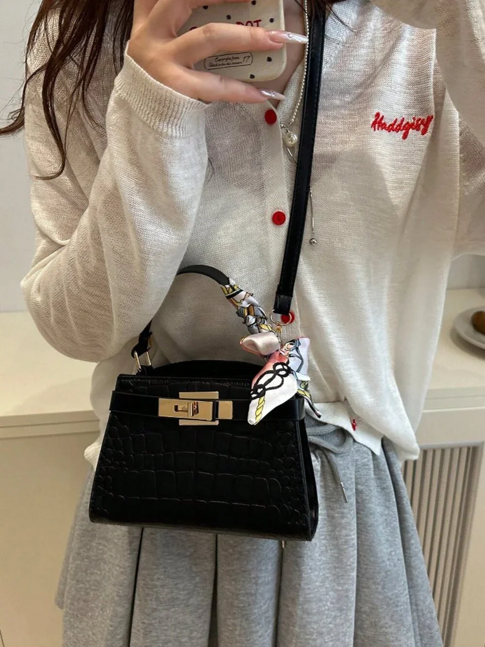 Black Casual Women's Crocodile Embossed Scarf Decor Flap Cover Handbag